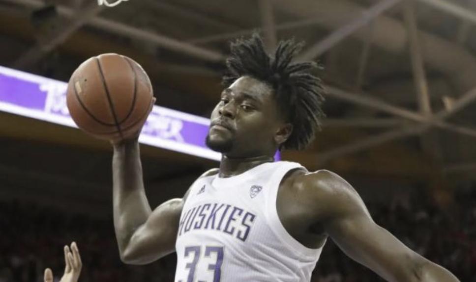 以赛亚·斯图尔特身高体重介绍