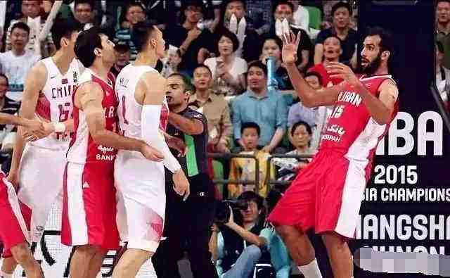 易建联推哈达迪是哪一场