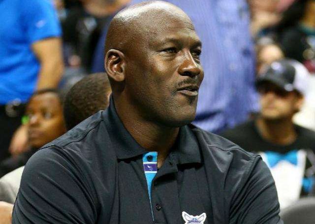 nba黄蜂队老板是谁