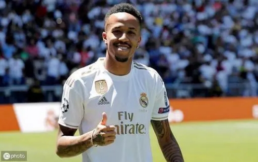 埃德尔-米利唐所穿球衣号码介绍