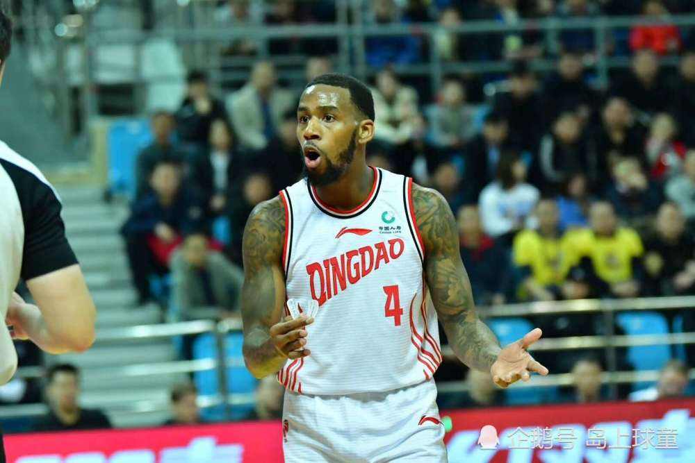 cba青岛外援达柳斯亚当斯身高体重