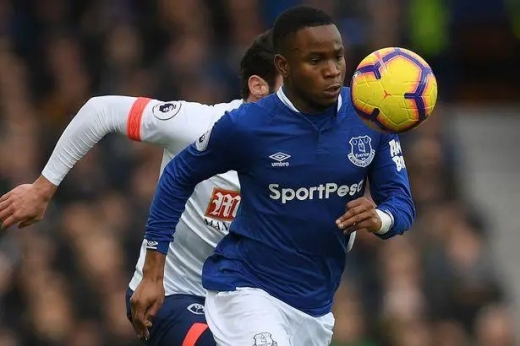 阿德莫拉-卢克曼个人介绍