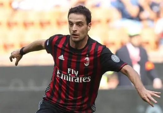 贾科莫-博纳文图拉所穿过球衣号码介绍