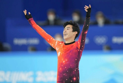 美籍华裔陈巍获得花样滑冰冠军
