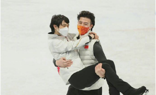 柳鑫宇公主抱羽生结弦视频合集