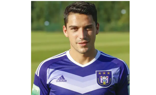 尼古拉-斯坦丘个人介绍