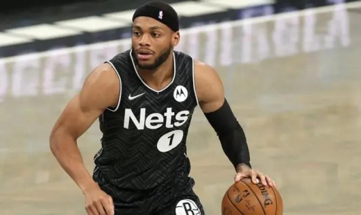 米尔斯个人介绍