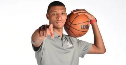 贾巴里-史密斯二世个人介绍