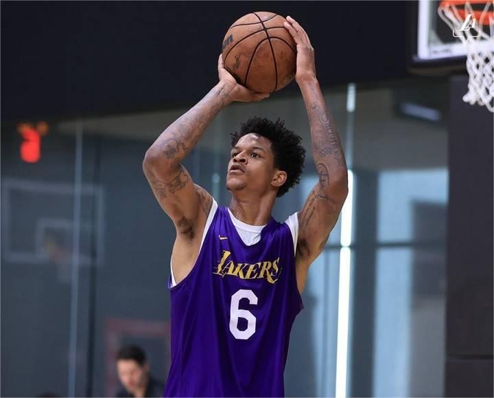 谢里夫奥尼尔球衣号码介绍