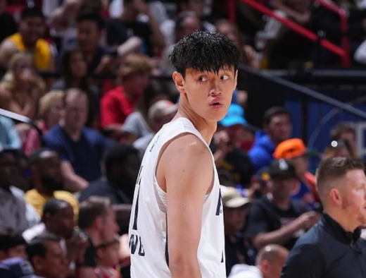 曾凡博目前效力NBA球队介绍