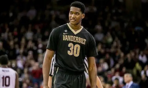 达米安琼斯个人简介