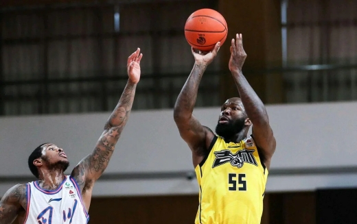 多米尼克琼斯为什么不打NBA