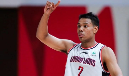 祝铭震是混血吗