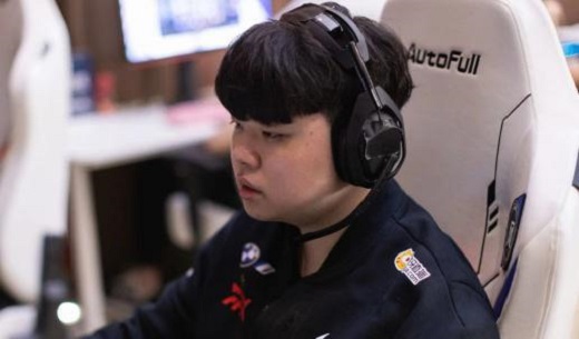 LPL夏季赛2022OMGvsFPX比赛结果7月17日-视频回放