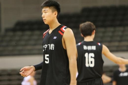 刘颜诚身高体重介绍