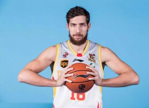 2017CBA选秀探花是谁