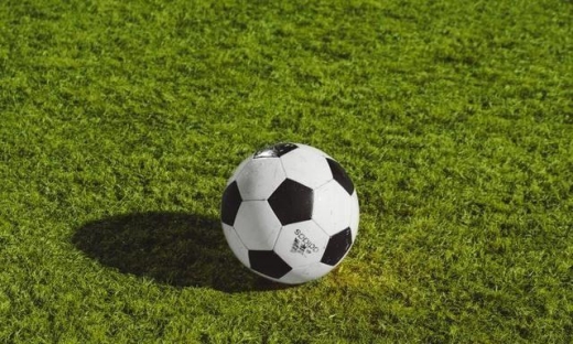 足球直接任意球规则