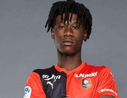 爱德华多-卡马文加个人介绍