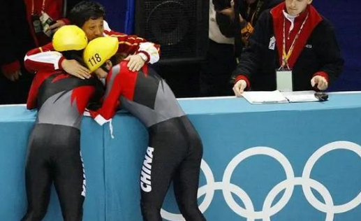 中国第一枚冬奥会金牌获得者-冬奥会中国第一枚金牌获得者杨扬