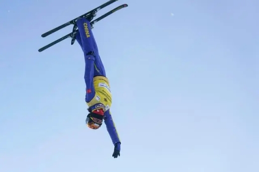 空中技巧和跳台滑雪的区别-空中技巧和大跳台哪个难