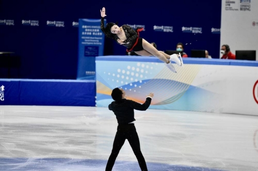花样滑冰和冰上舞蹈的区别-男女双人花样滑冰和冰上舞蹈的区别